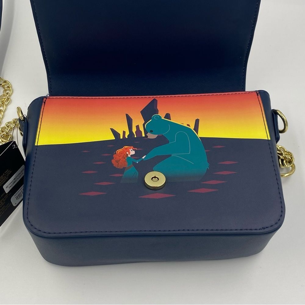 NWT Loungefly Disney Brave Castle Crossbody Purse - Picture 4 of 10